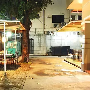  Hotel Rumi Apartelle